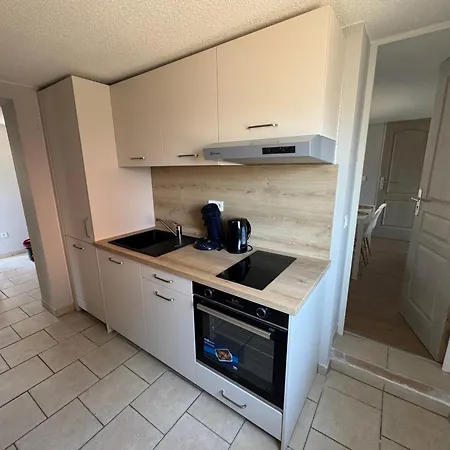 Instant Paisible アパート *